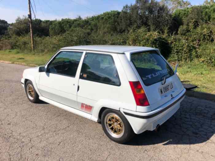 Renault 5 gt turbo 2