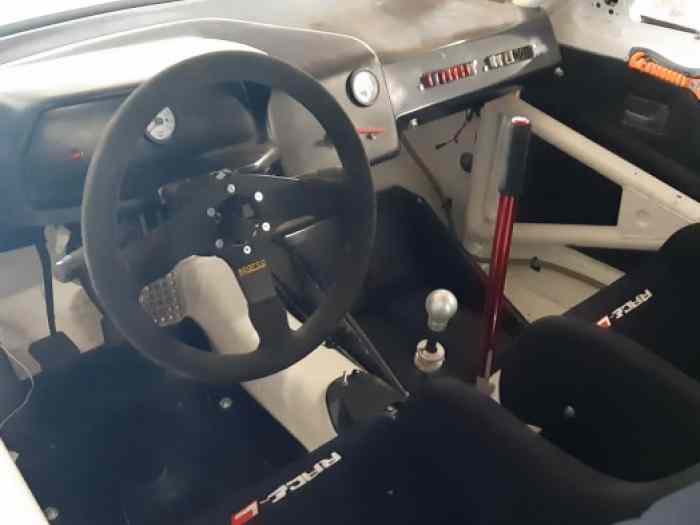 Peugeot 205 F2000 1