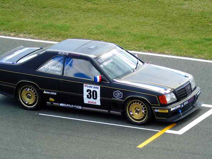 MERCEDES BENZ W124 3.6 AMG