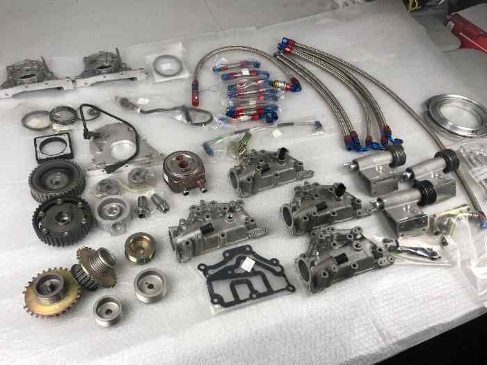 NEUF Pièces moteur carrosseries jantes FR2000 FR2.0 Tatuus Caparo Clio 2