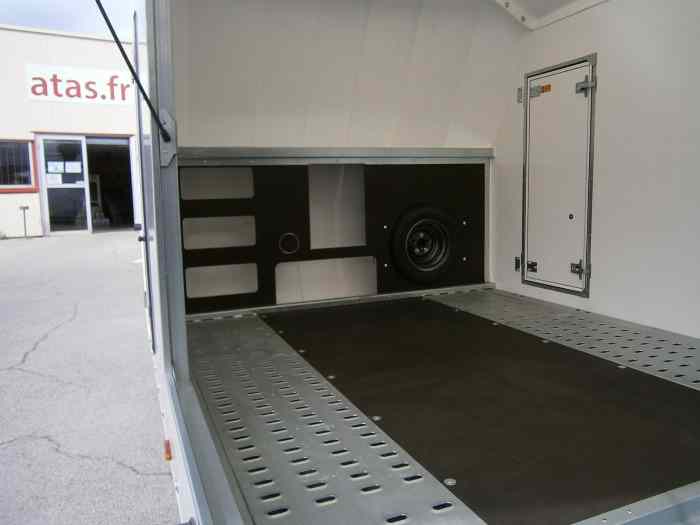 REMORQUE PORTE VOITURE BRIAN JAMES RACE SPORT 2
