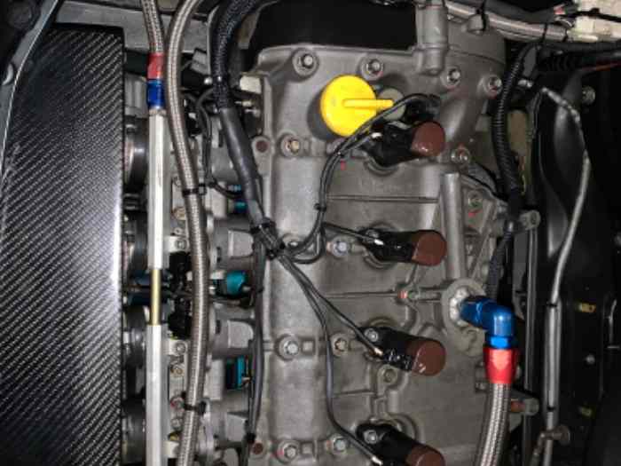 Clio 2 rs f2000/14 moteur cupissol/ arceau matter 1