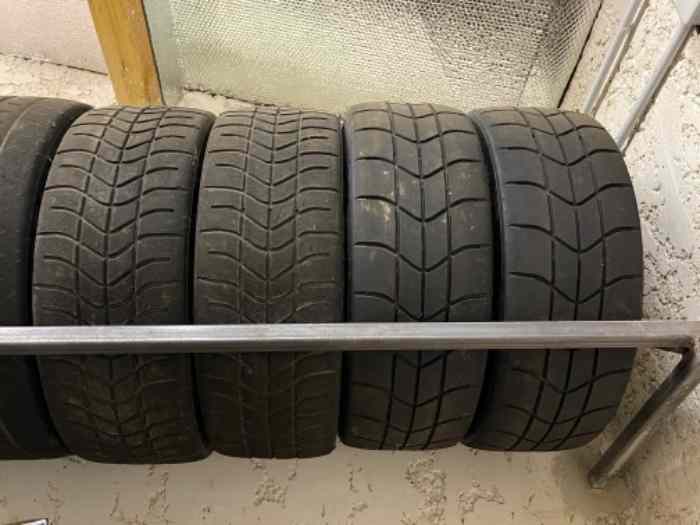 Pneu pluie pirelli 18