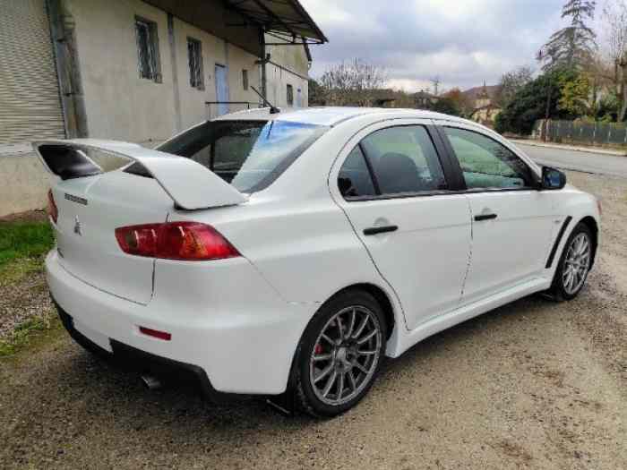 Mitsubishi Lancer Evo X RS 2