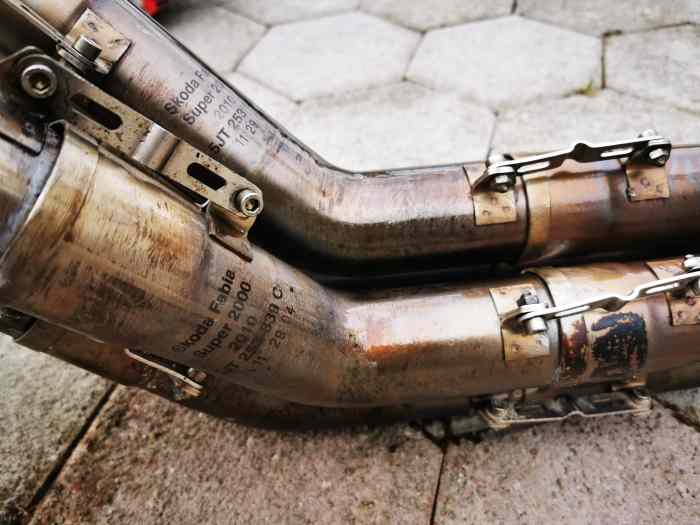 Škoda S2000 Exhaust Manifold 0