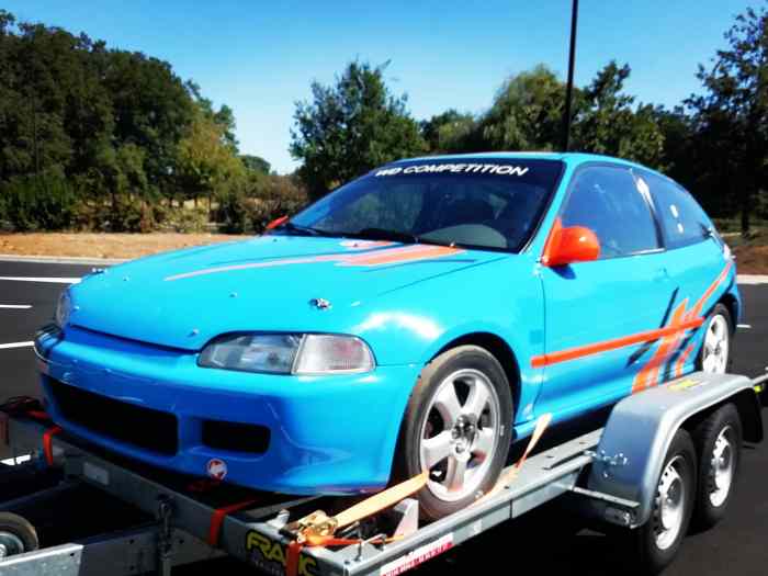 LOCATIONS RALLYES, COURSES DE COTES, SLALOMS pièces et voitures de course à vendre, de rallye