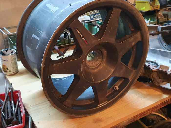 A vendre jantes technomagnesio 1