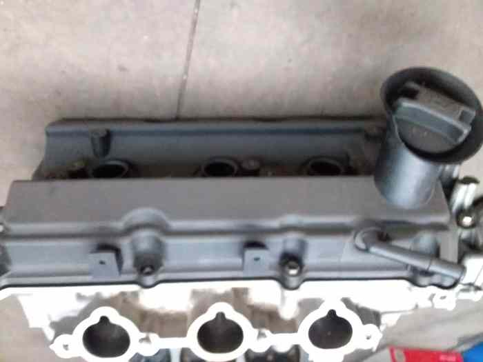 2 culasses NISSAN V6 VQ35 ou VQ40 2