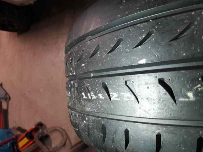 6 Pneus Dmack 15 pouces 5