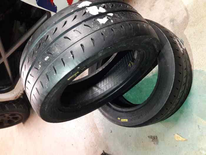 6 Pneus Dmack 15 pouces 4