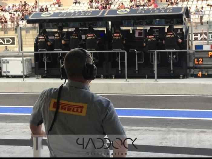 PITWALL EX RENAULT F1 5