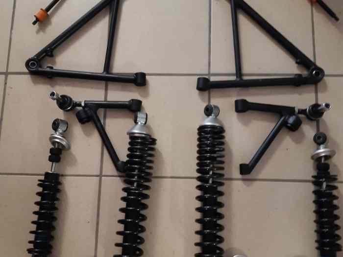 Kit suspensions pour Caterham Academy , millésime 2019 , roulage 1 année en Caterham Cup Academy 0