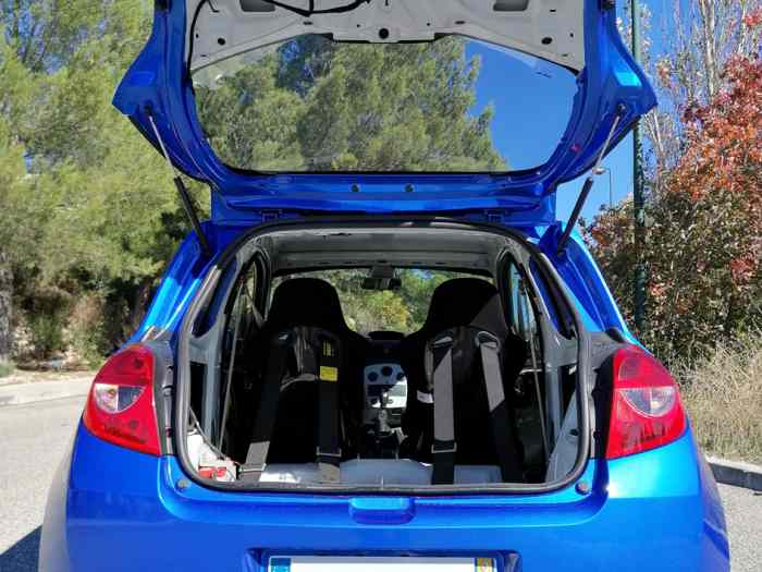 Clio 3 RS 2