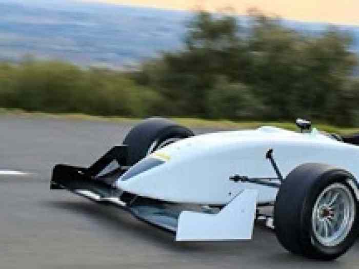 Recherche monoplace, barquette, proto, slalom, course de côte