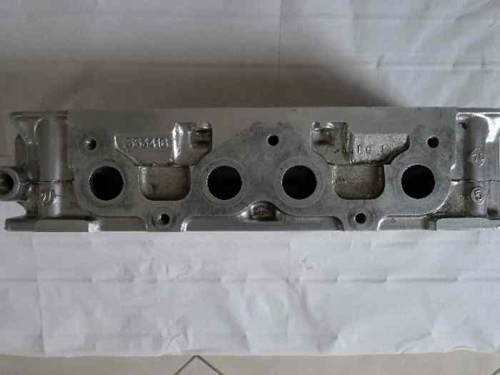 A vendre pour Simca 1000, culasse nue. 1