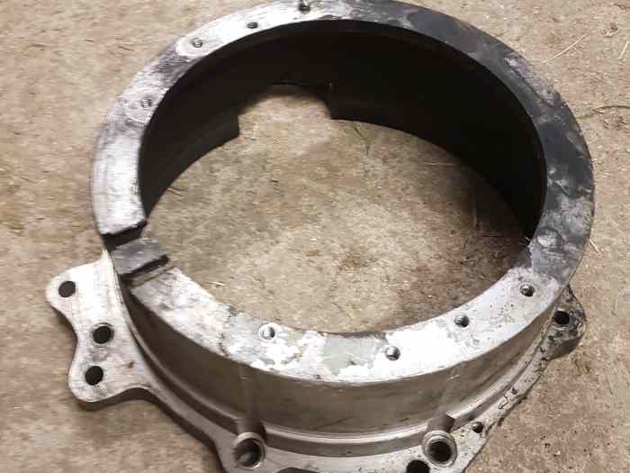 Entretoise cloche de boite moteur Audi Volkswagen 0