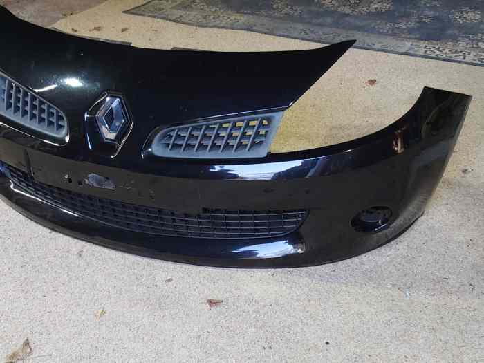 Pare choc avant clio 3 rs 4