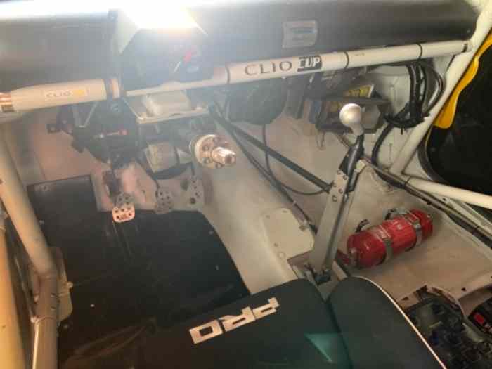 À vendre clio cup 2 4