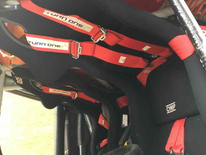 TOYOTA Land Cruiser KDJ 120 T2 3