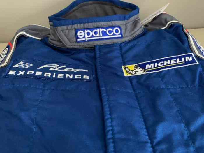 COMBI NEUVE sparco rs5 taille 48 0