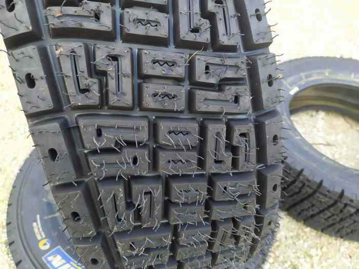 Pneus Michelin Pilot Sport rallye terre 17/60-15 1