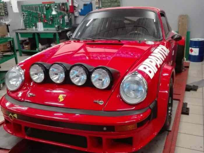 Porsche 911 Carrera 2700 0