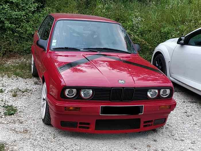 Bmw 327i e30 0
