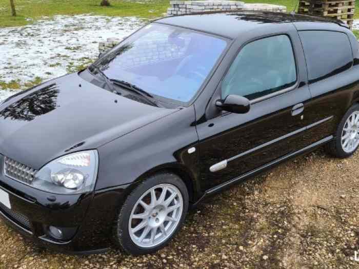 Clio 2 RS phase 3 Châssis Sport 182cv 0