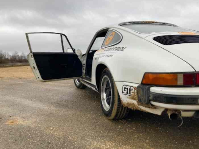 911 2.7 1975 à restaurer 0