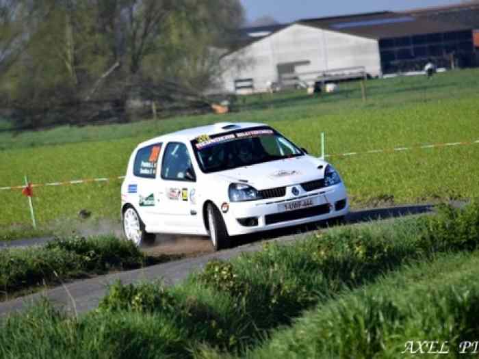 Renault clio 2 RS Gr.A 1