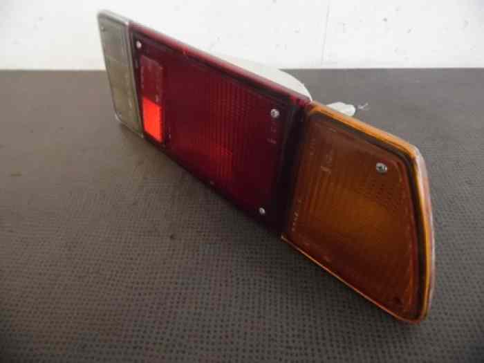 FEU ARRIERE DROIT FIAT X1/9 2