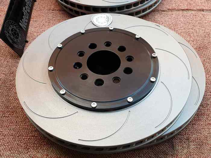 Disques de frein + bols de compétition sur mesure 2