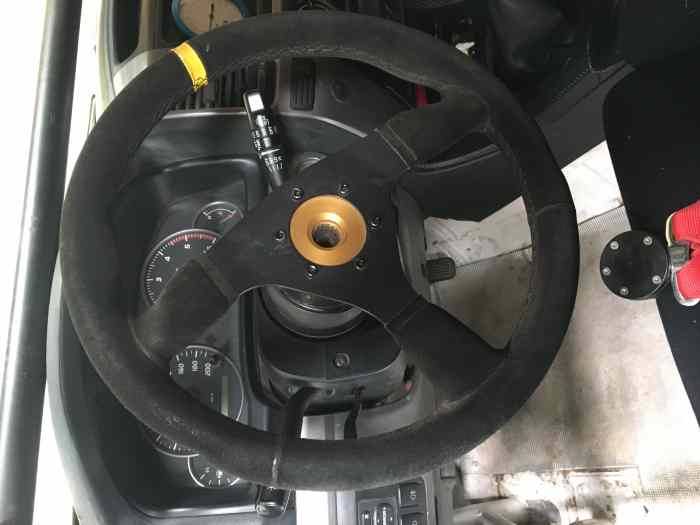 TOYOTA Land Cruiser KDJ 120 T2 1