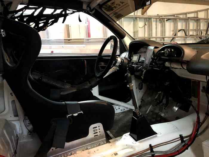 Renault Clio Cup Racecar 3