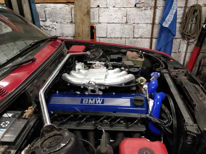 Bmw 327i e30 3
