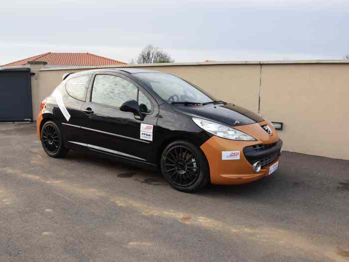 Peugeot 207 RC A8 – photo 4 sur 5