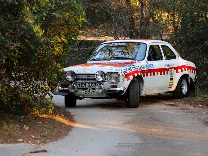 La Vraie FORD ESCORT qui a gagnée les 1000 lacs avec TIMO MAKINEN ...