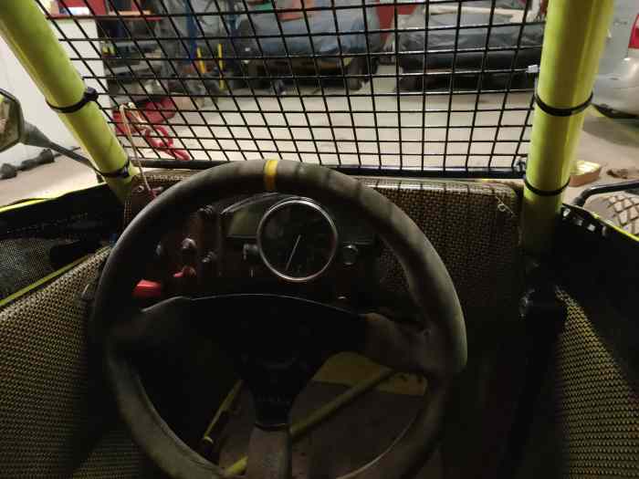Sprint car 600 CAMOTOS R6 Maksport