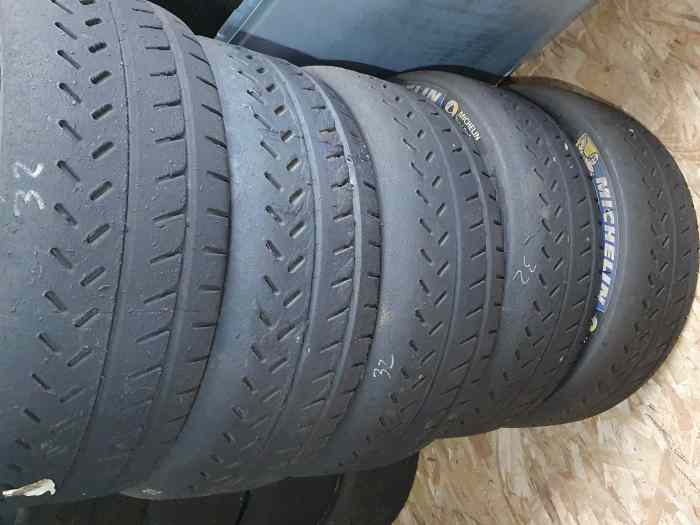 PNEUS MICHELIN R32 ET P01 18 1