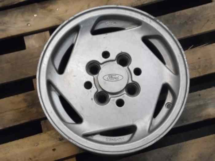 JANTE FORD FIESTA XR2i 4