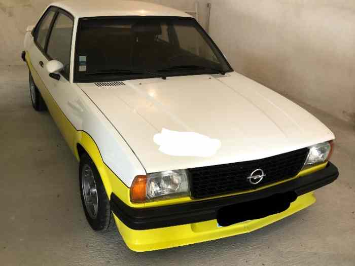 OPEL ASCONA B 2 LITRES EN SUPERBE ETAT 0