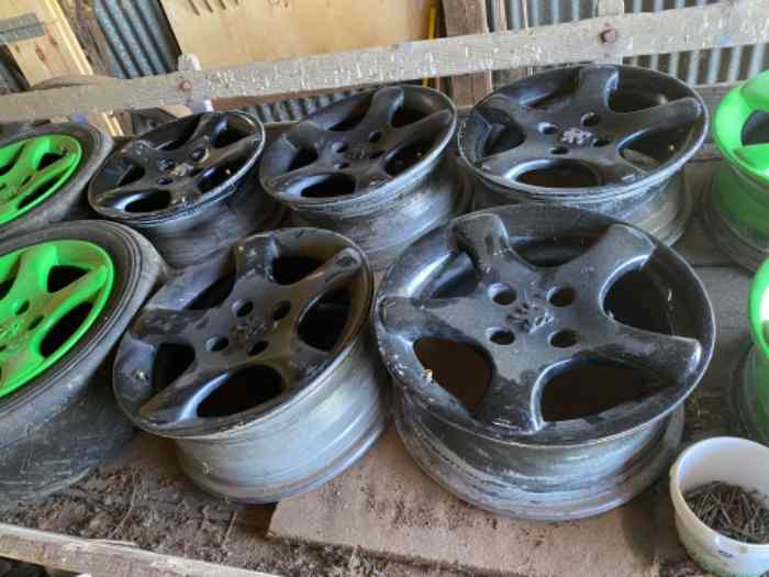 Jantes 15 entraxe Peugeot 4*108 ET 19 1