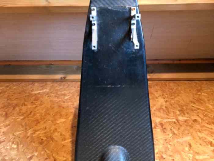 Crash Box avant Formule Renault Caparo pièces et voitures de course à