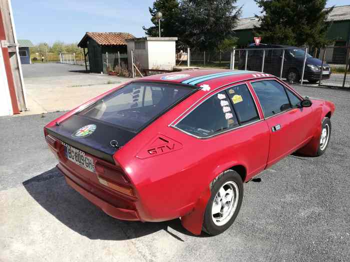 Alfa Roméo alfetta gtv 2 L vhrs vhc 2