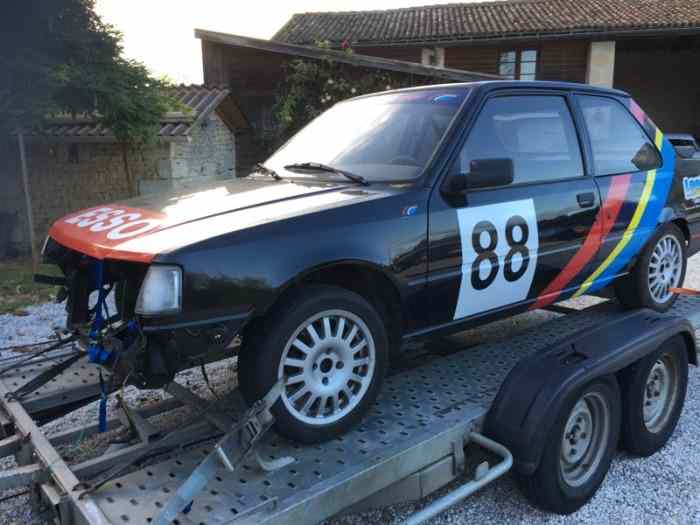 PEUGEOT 309 GTI arceau 6 points avec carte grise 2