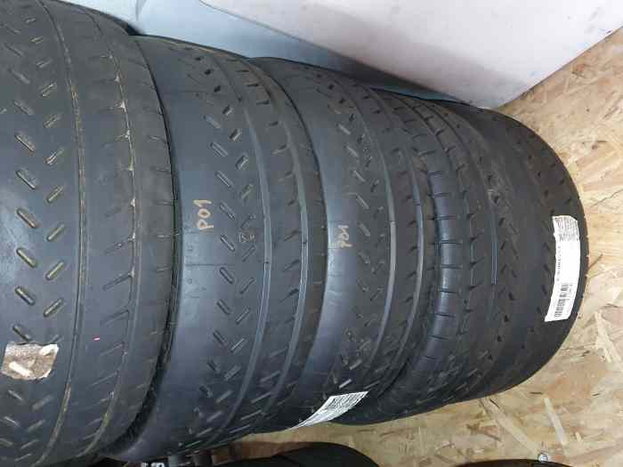 PNEUS MICHELIN R32 ET P01 18