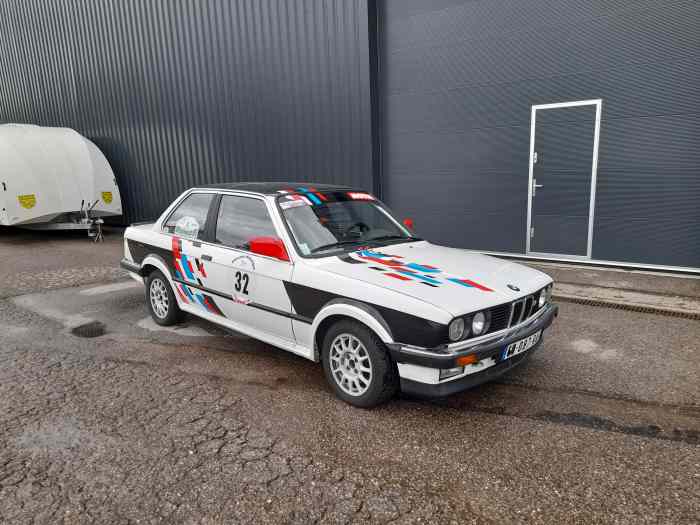 BMW 325 IX E30 avec nouveau PTH FFSA Rallye J2 0