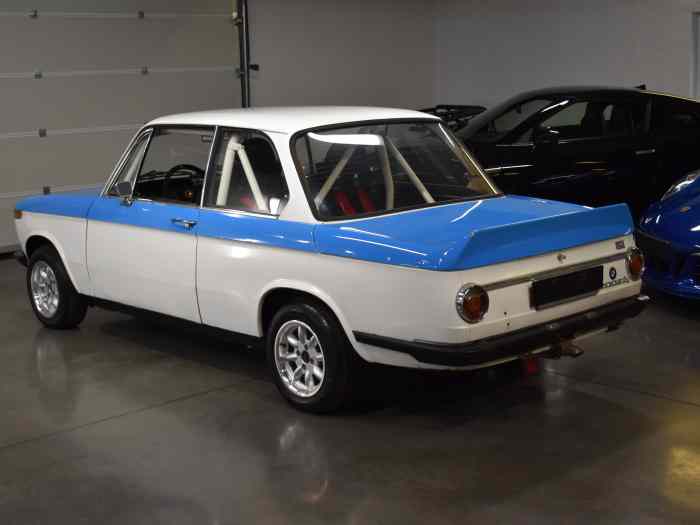 BMW 2002tii + Caisse + pièces – photo 1 sur 4