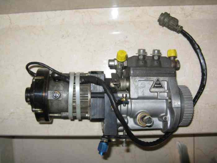 BMW M12/13 F1 Turbo Kugelfischer pump 0