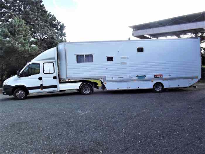 Superbe Mini-Semi Motorhome